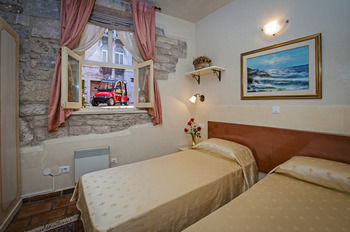 Residence Marco Polo Rovinj Extérieur photo